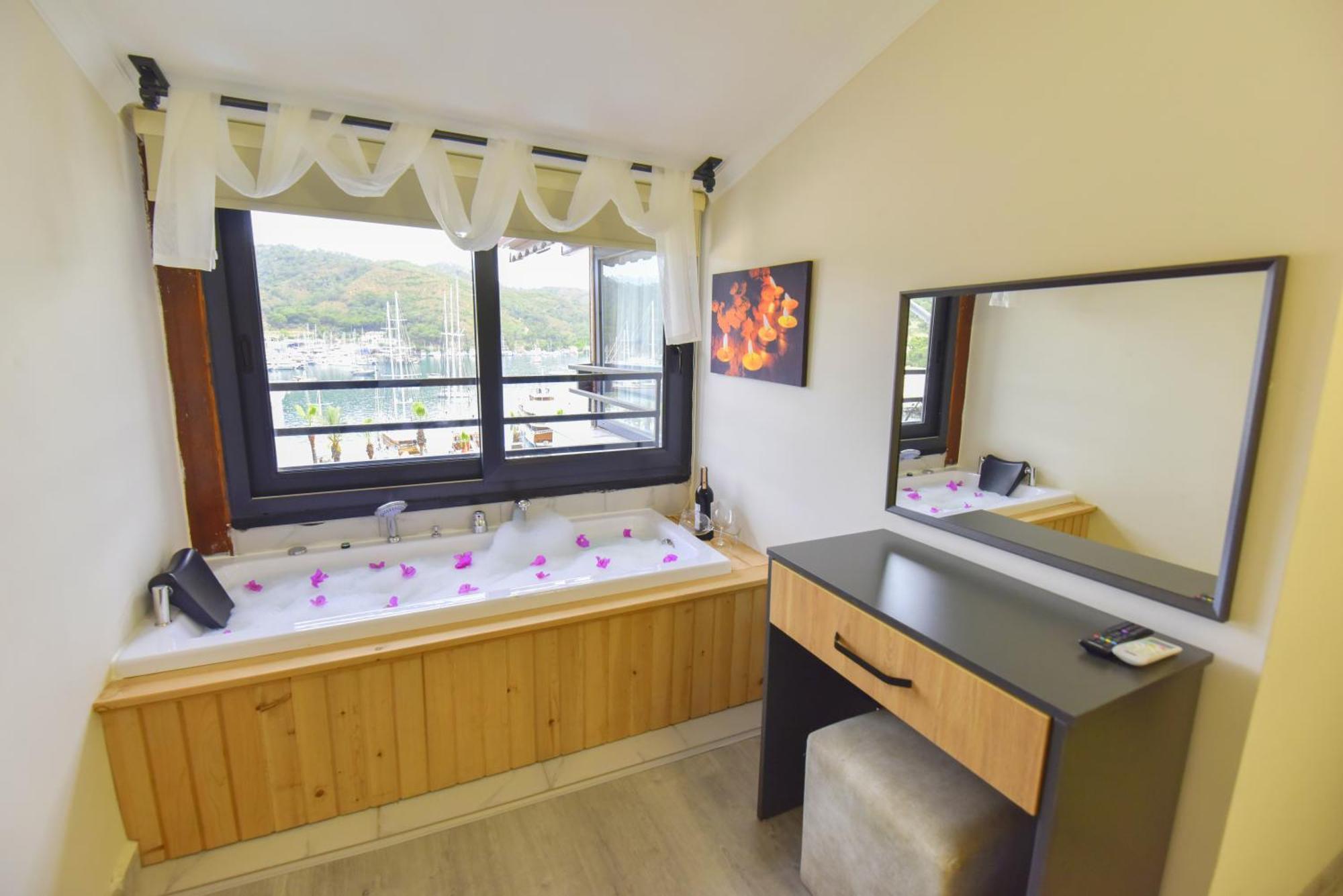 Mykonut Boutique Suites Фетхіє Екстер'єр фото